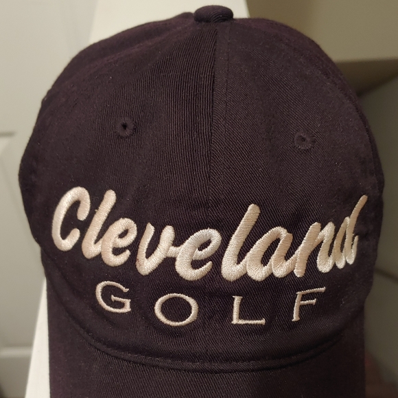 Cleveland Golf Men's stretchable Black Hat - Picture 3 of 8